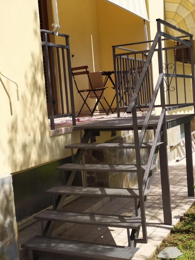 Magnolia House Apartment Scanzano Jonico Екстериор снимка
